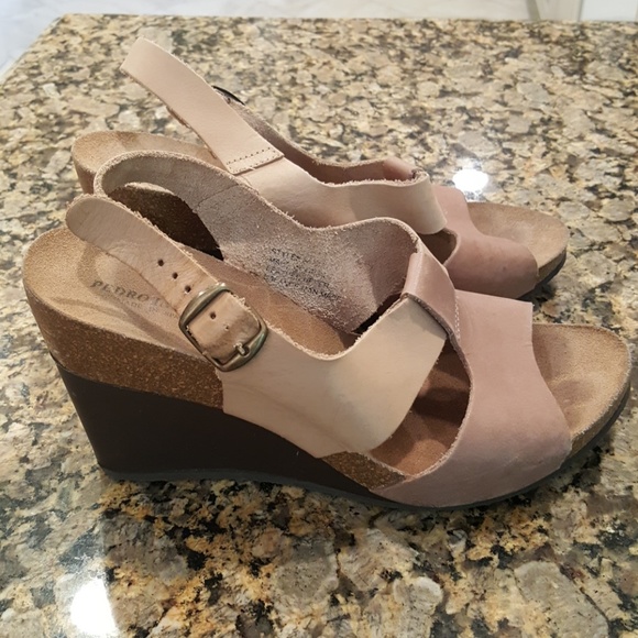 Pedro Iniesta Shoes - Soft Leather Pedro Iniesta tan sandals